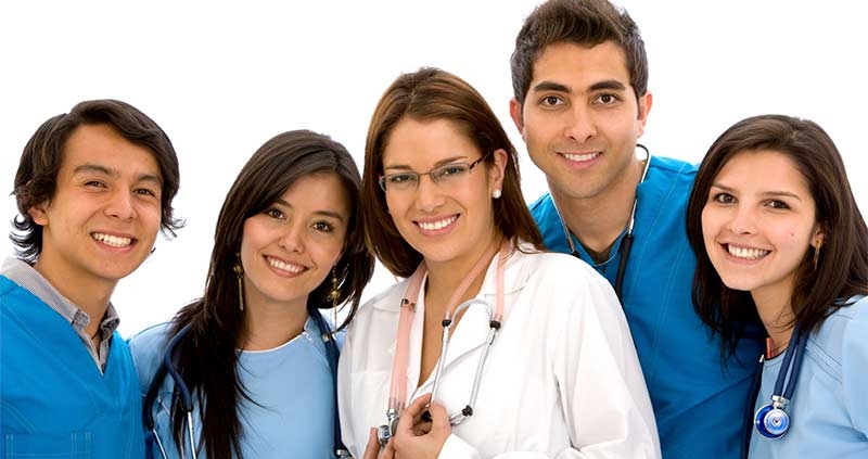 A Few Differences Between a Vocational Nurse and a Medical Assistant